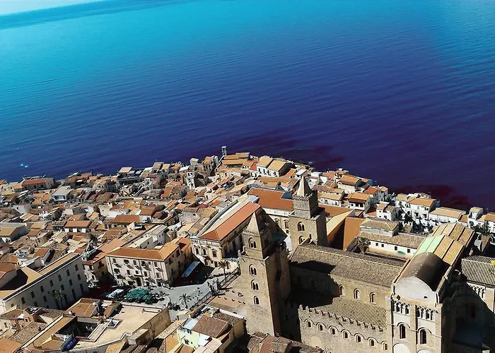 Casa Adriana Чефалу