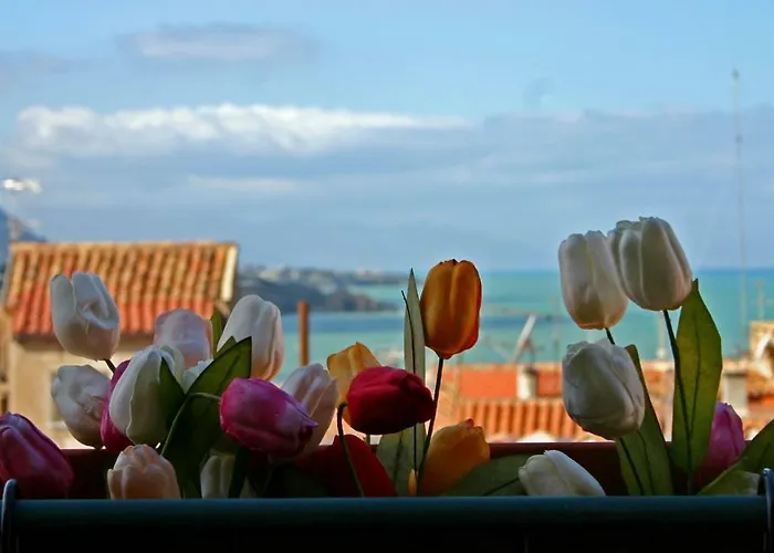 Casa Adriana Чефалу